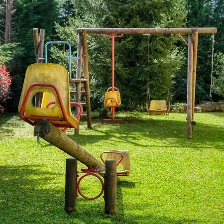 Pensjonat Casa Dos Carvalhos *